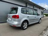 Volkswagen Touran Trendline*Euro5*Klima*2 Hand*LM*SHZ*NAVI* - Volkswagen Touran: 5.2