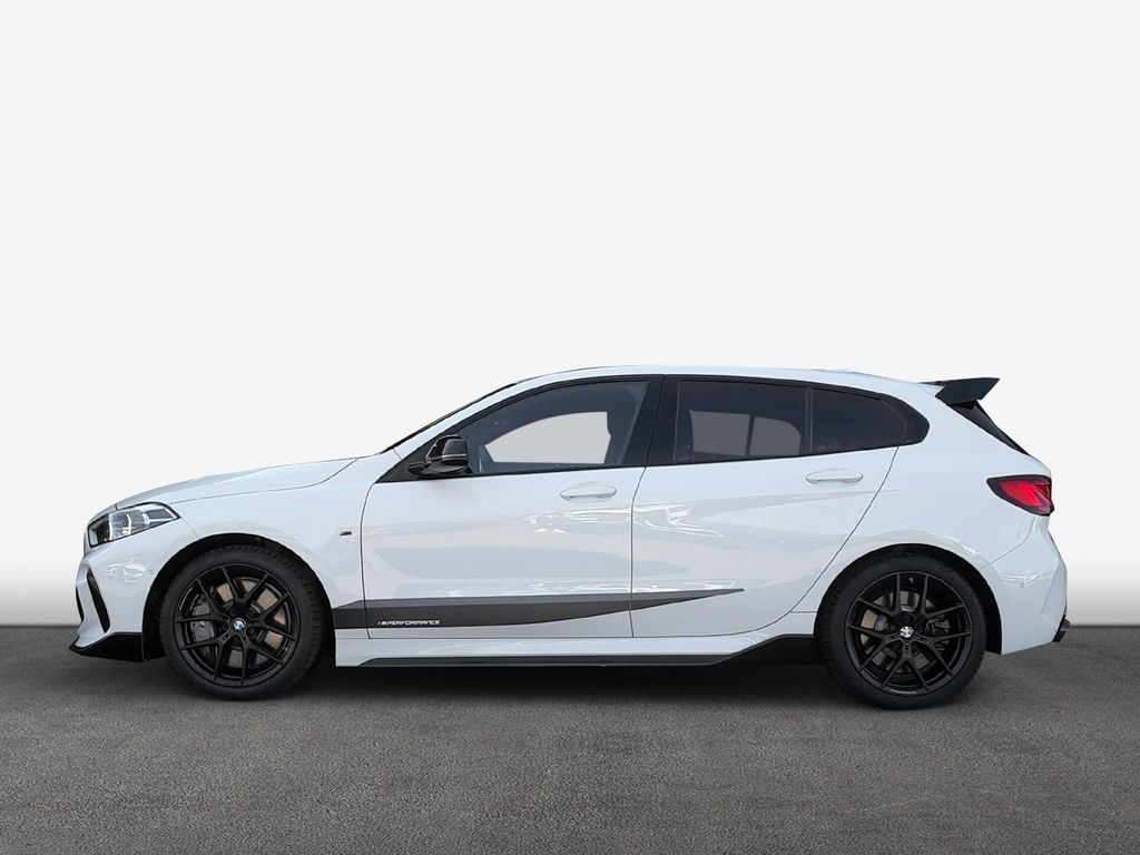 BMW M135 i xDrive M Performance HarmanKardon HUD ACC 