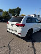 Jeep Grand Cherokee 6.4l V8 HEMI SRT Automatik SRT - Jeep Grand Cherokee Srt8 mit Benzin-Antrieb