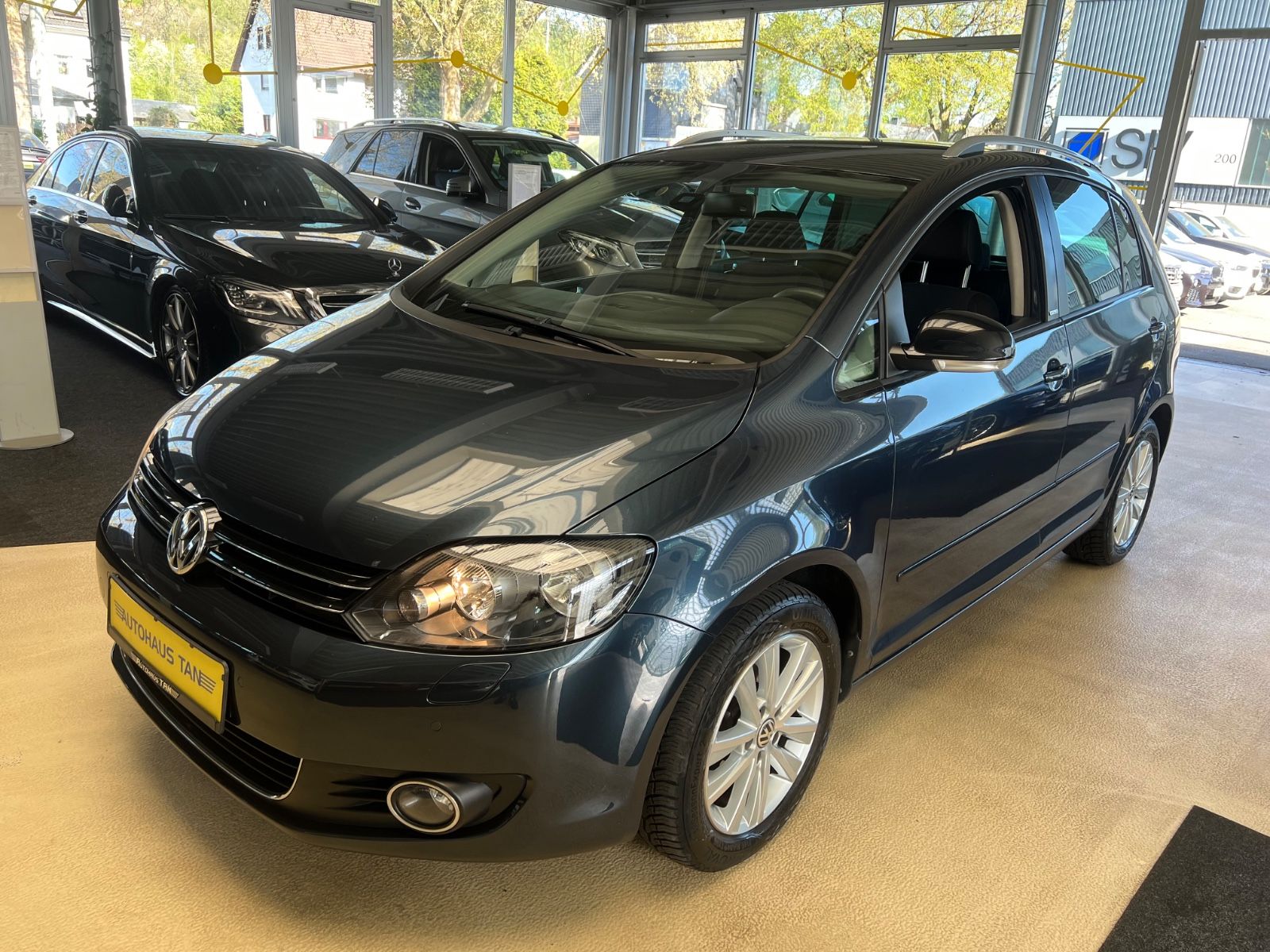 Fahrzeugabbildung Volkswagen Golf Plus DSG Style *SITZHEIZUNG*TEMPOMAT*1.HAND