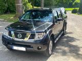 Nissan Navara - gebrauchte Nissan Navara aus dem Jahr 2010