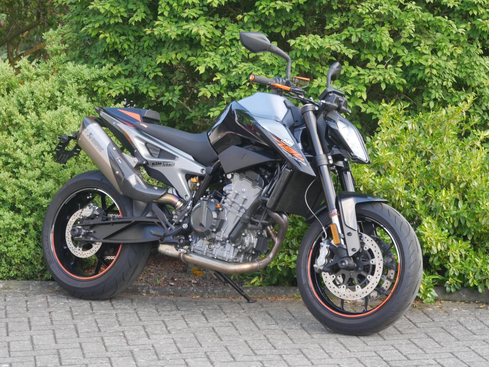 KTM Duke 790 aus 1. Hd. mit Power Parts