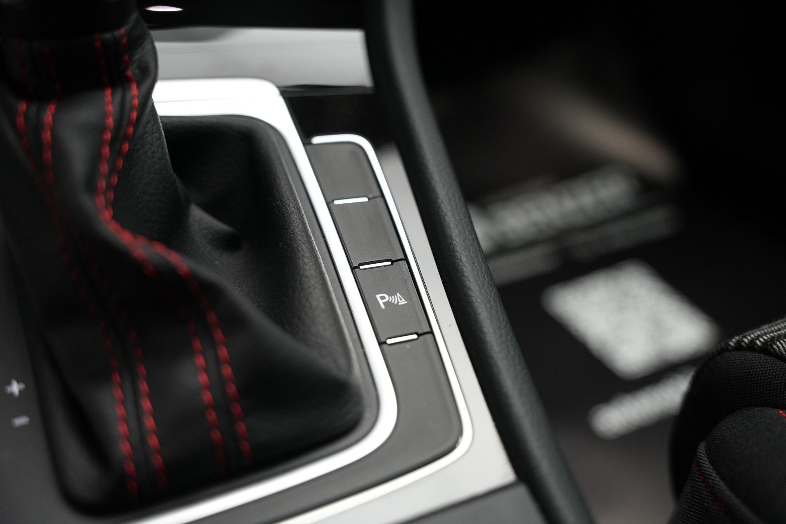 Fahrzeugabbildung Volkswagen Golf VII GTI Performance *Virtual*Automatik*SHZ*