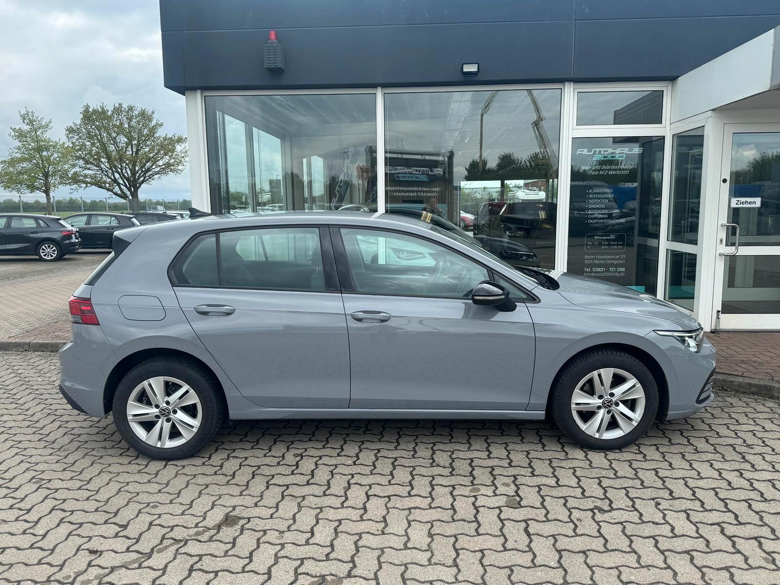 Volkswagen Golf VIII Lim. Life AHK, LED, PDC, миниатюра 9