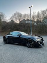 BMW M4 Competition Cabrio/Facelift/OhneOPF... - BMW M4 in Wuppertal