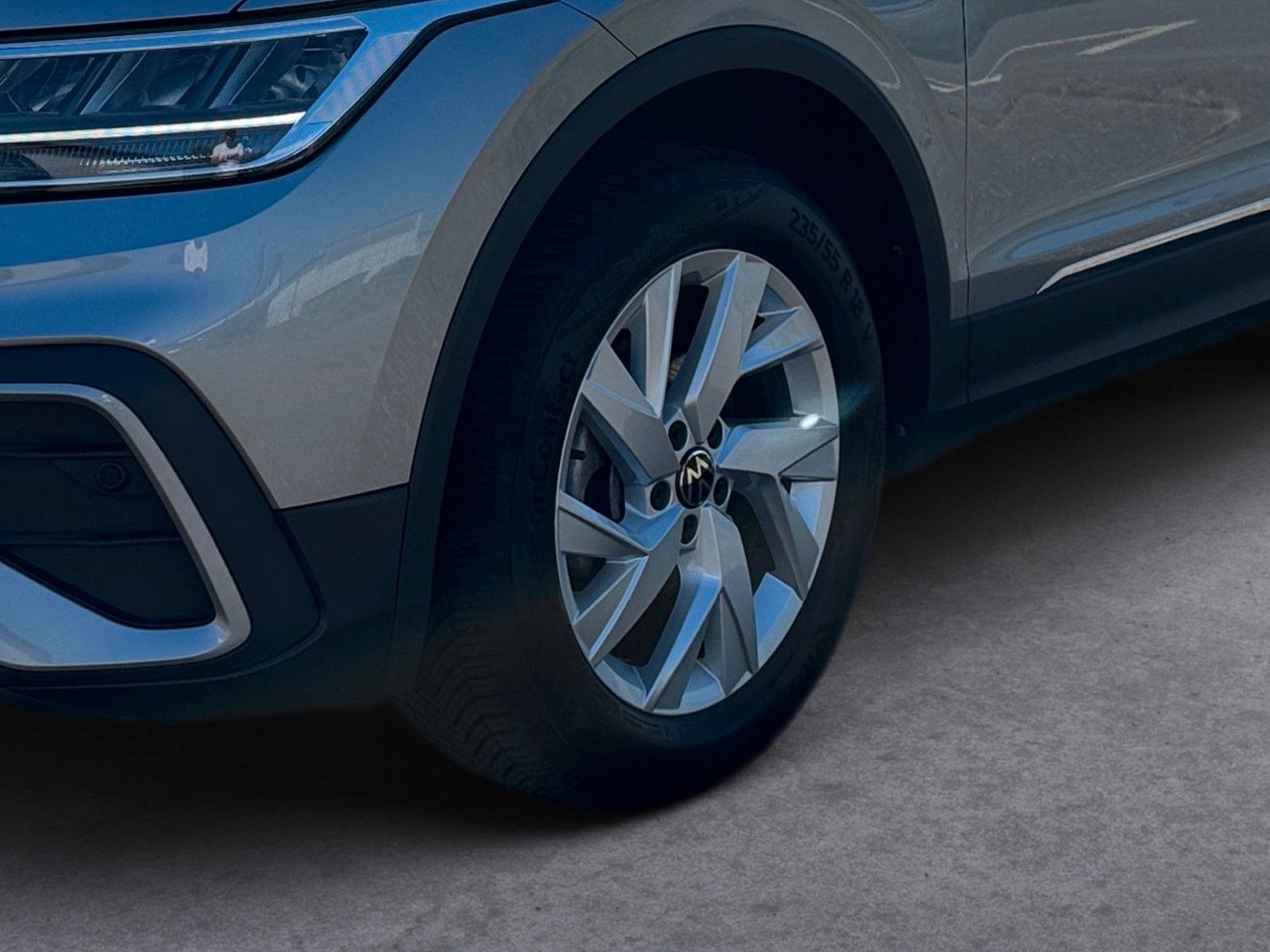 Fahrzeugabbildung Volkswagen Tiguan Allspace Life 1.5 TSI