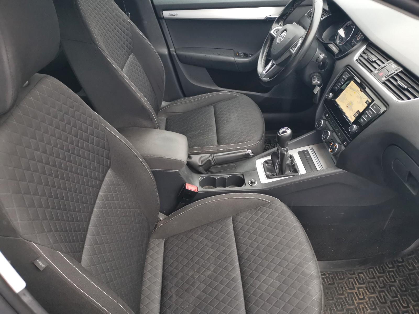 Skoda Octavia 2015 — photo 13