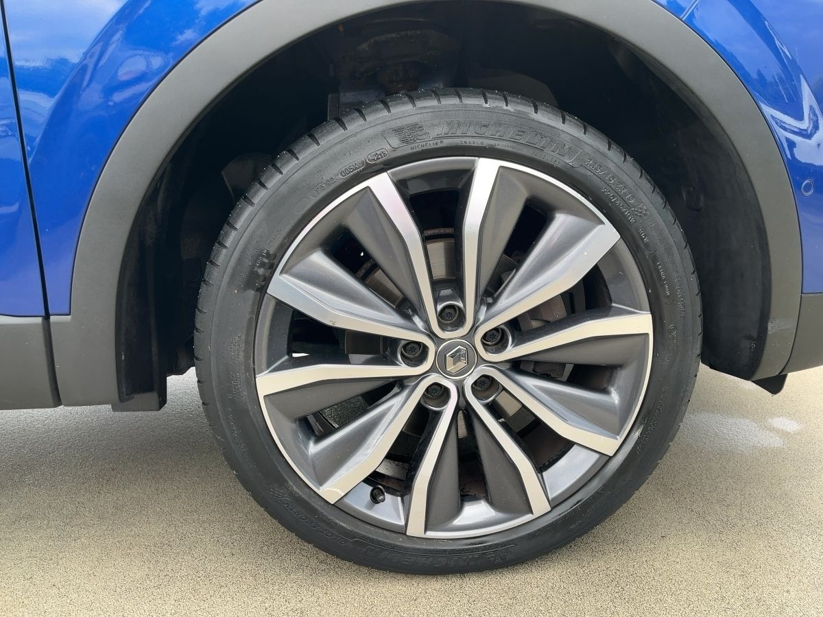 Fahrzeugabbildung Renault Kadjar BOSE Edition TCe 160 EDC GPF SHZ