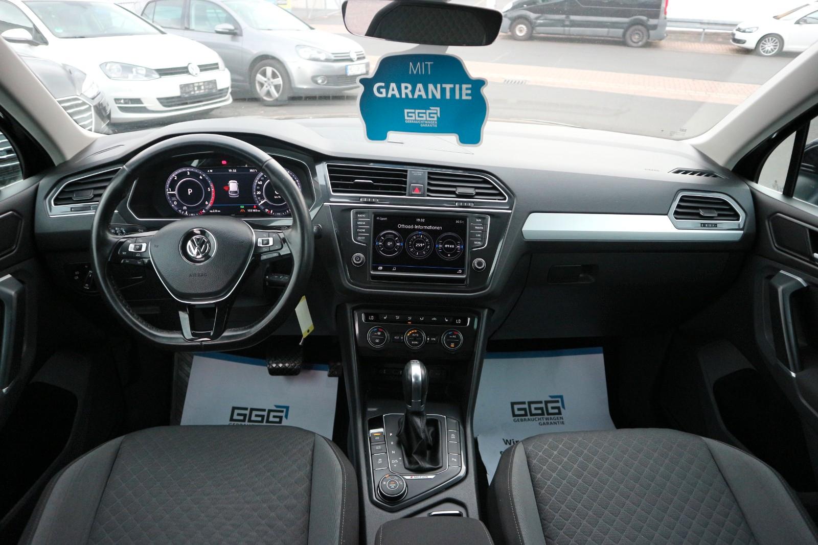 Volkswagen Tiguan 4Motion DSG Navi ACC PDC AHK CarPlay Spur