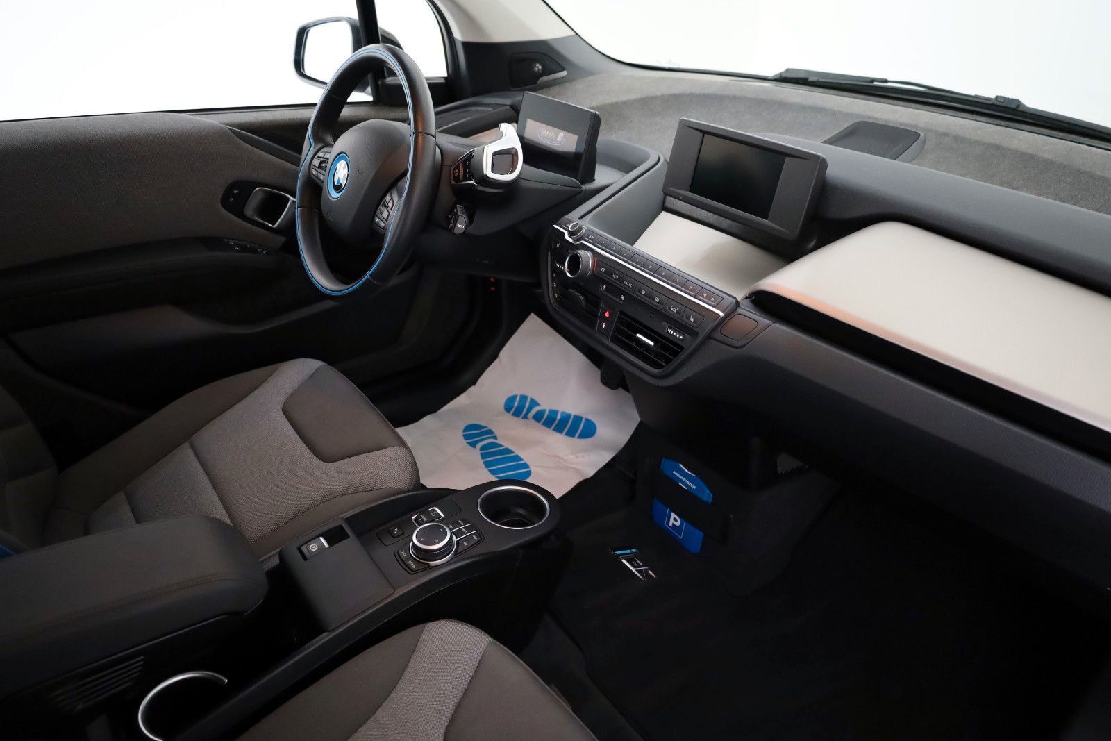Fahrzeugabbildung BMW i3 s,135kW Business+Comfort,SD,Kamera,ACC,H&K,WR