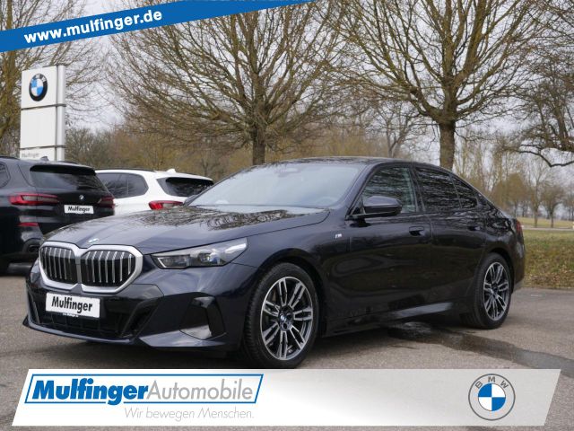 BMW 520i M Sport LivePlus DrAs PaAs adapLED DAB SHZ