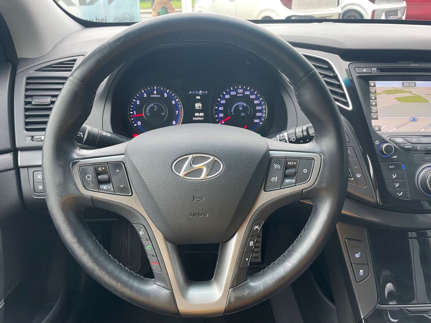 Fahrzeugabbildung Hyundai i40 cw Style Kamera Klima Tempomat Navi SHZ DAB