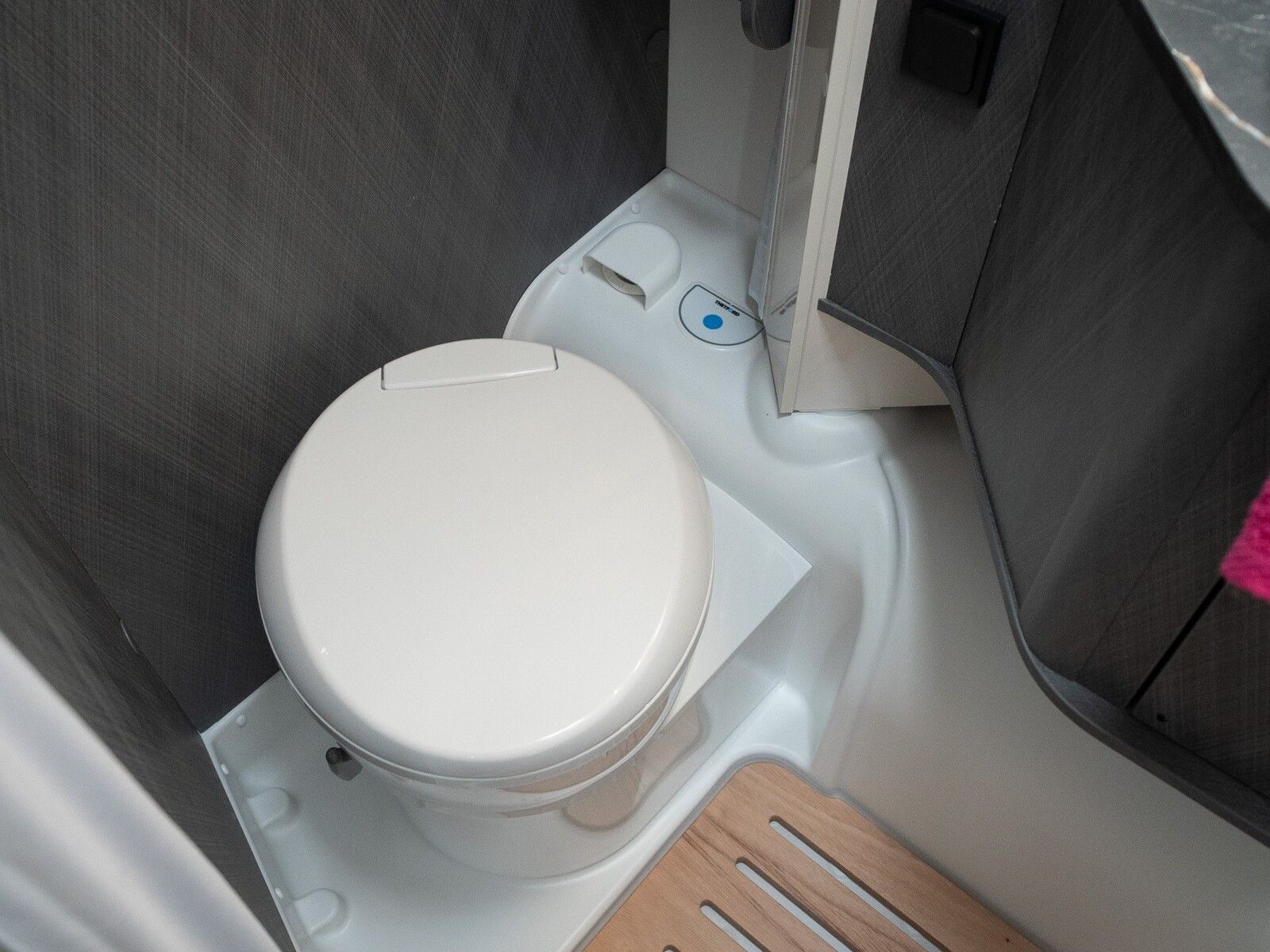 Fahrzeugabbildung Etrusco A-Modell Base 6.9 DB 6-Sitz/Schlaf-Plätze*3500kg