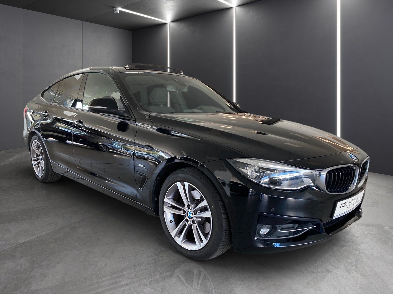 Fahrzeugabbildung BMW 330 i GT xDrive Sport Line*Schiebedach*Totwinkel