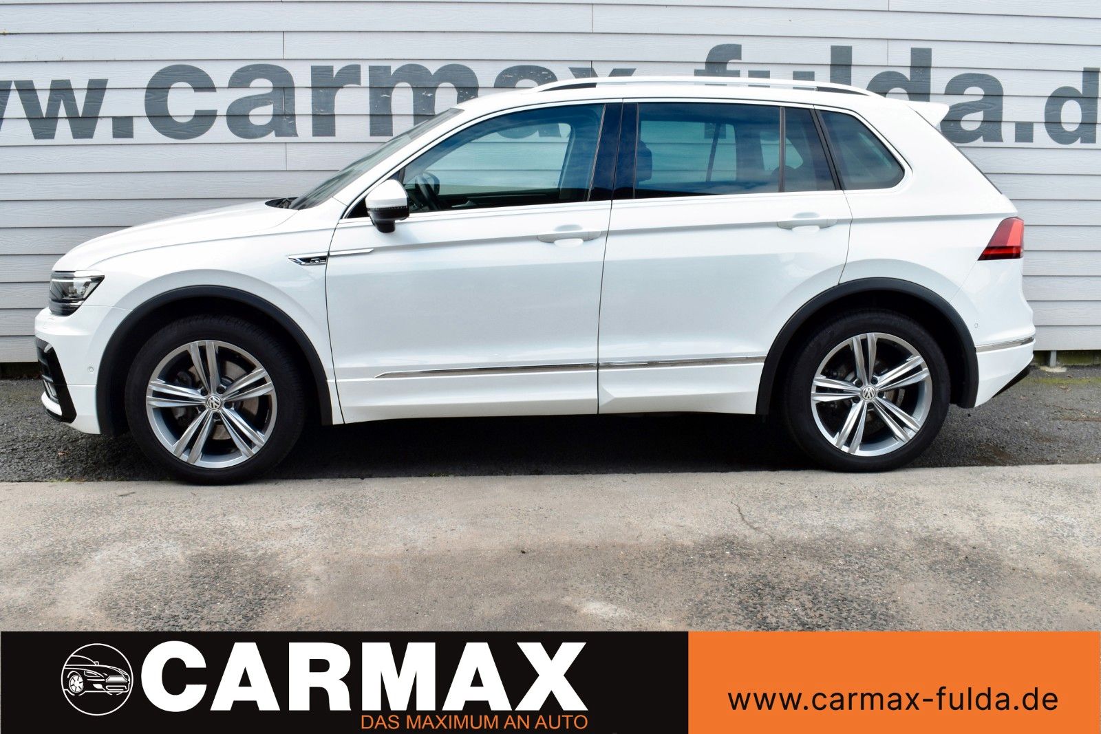 Fahrzeugabbildung Volkswagen Tiguan Highline/R Line 4M,Navi,Kamera,AHK,ACC+WR