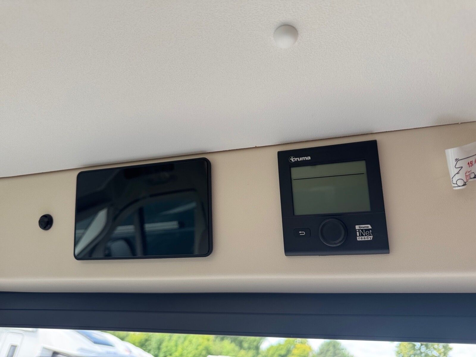 Fahrzeugabbildung Karmann Dexter DE 580 140 PS und Concept Paket