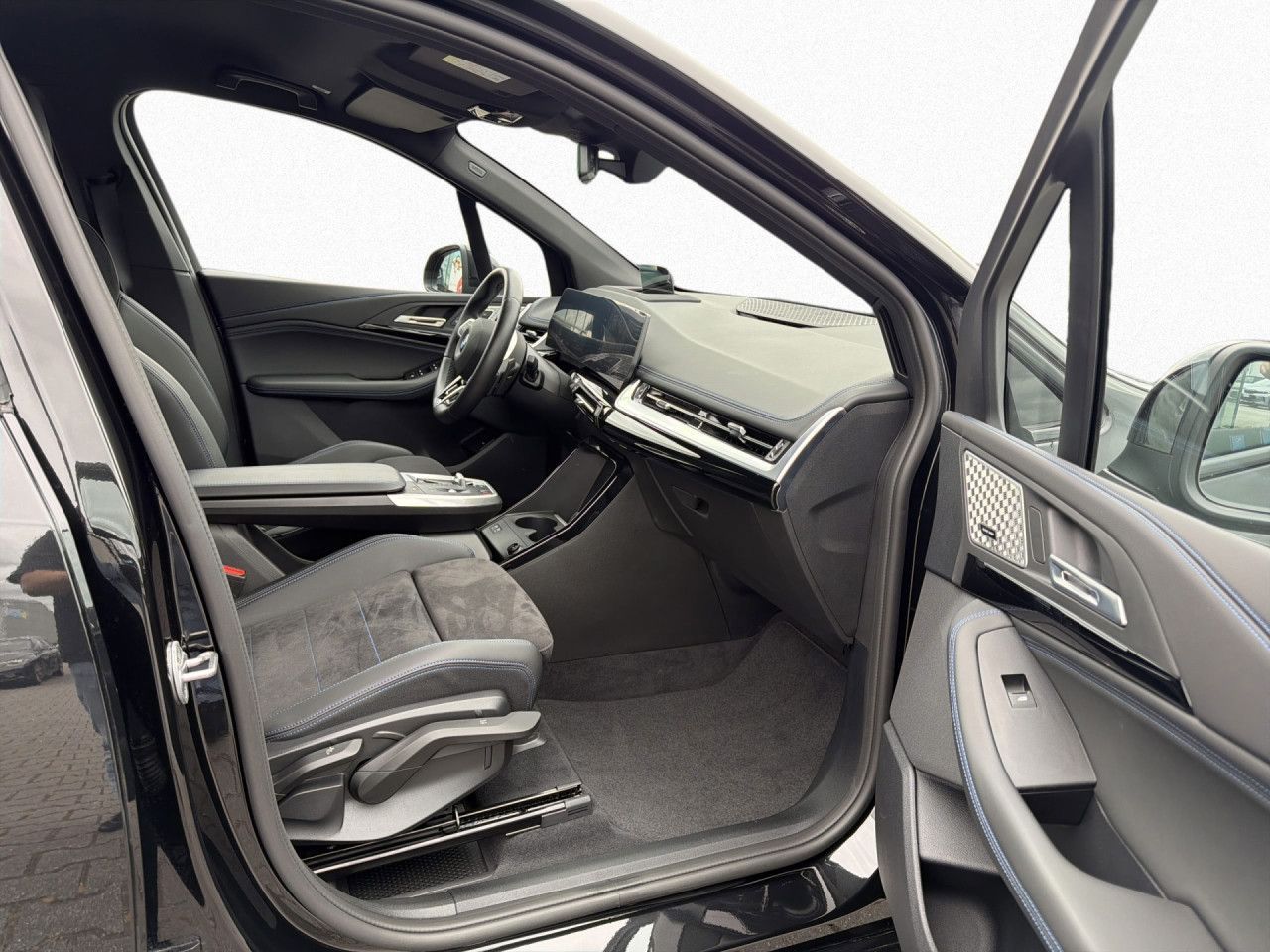 BMW 218 Active Tourer - Bild 11