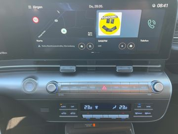 Hyundai KONA - 10