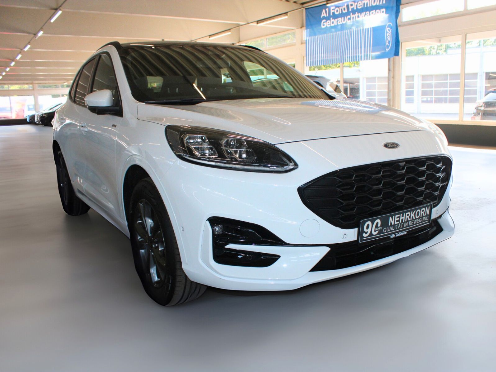 Fahrzeugabbildung Ford Kuga 2.5 PHEV ST-Line X Aut. AHK PANO ACC uvm.