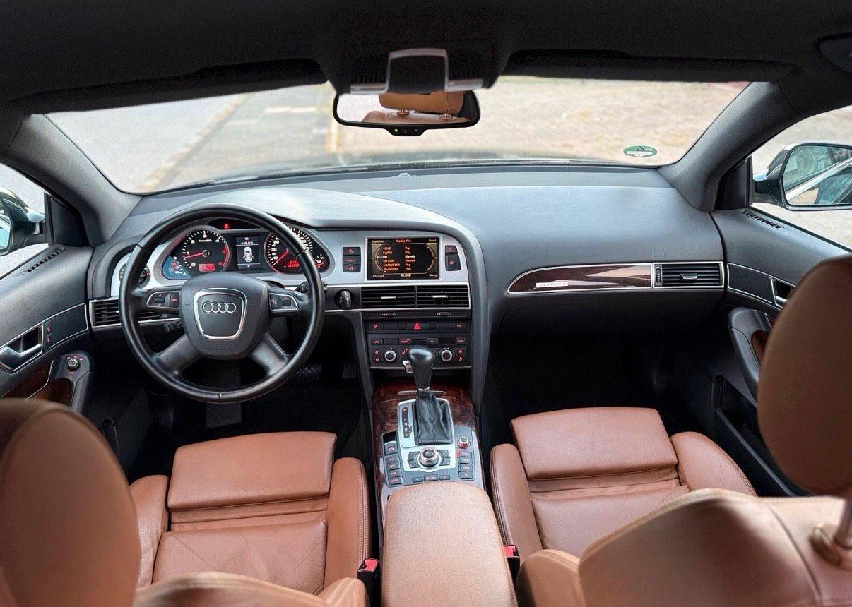 Audi Quattro 2010 — photo 8
