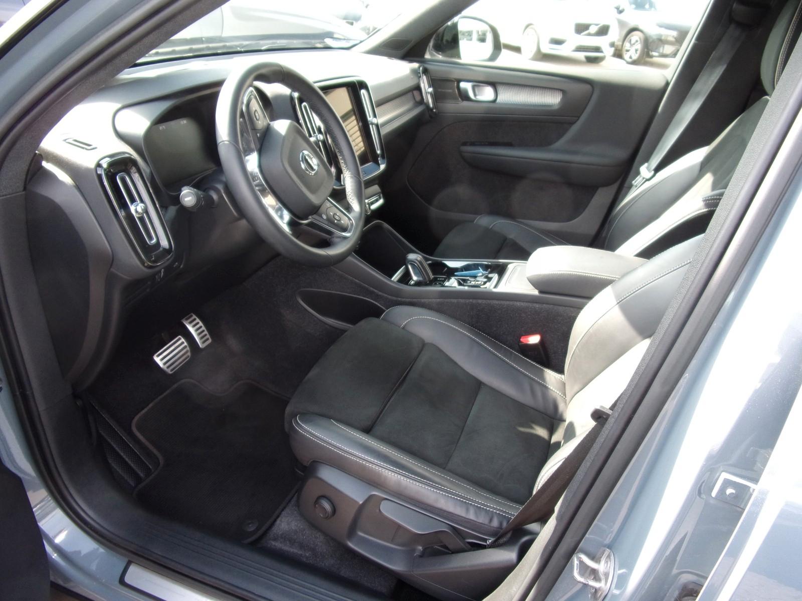 Volvo XC40 T3 R Design 2WD
