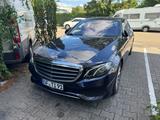 Mercedes-Benz E 220 d Autom. - - mit Diesel-Antrieb: Taxi