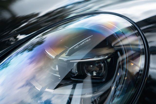 Porsche 992.2 Carrera 4 GTS / COUPE / 18 WEGE / LED Porsche 992.2 Carrera 4 GTS / COUPE / 18 WEGE / LED