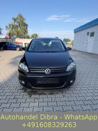 Volkswagen Golf - 1