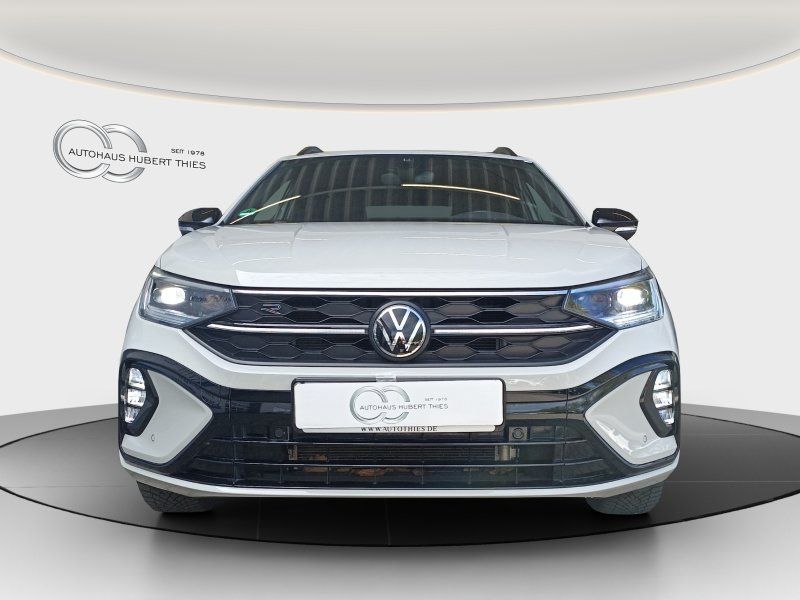 Fahrzeugansicht 3 Fahrzeugabbildung Volkswagen Taigo 1.0 TSI R-Line DSG Black Style