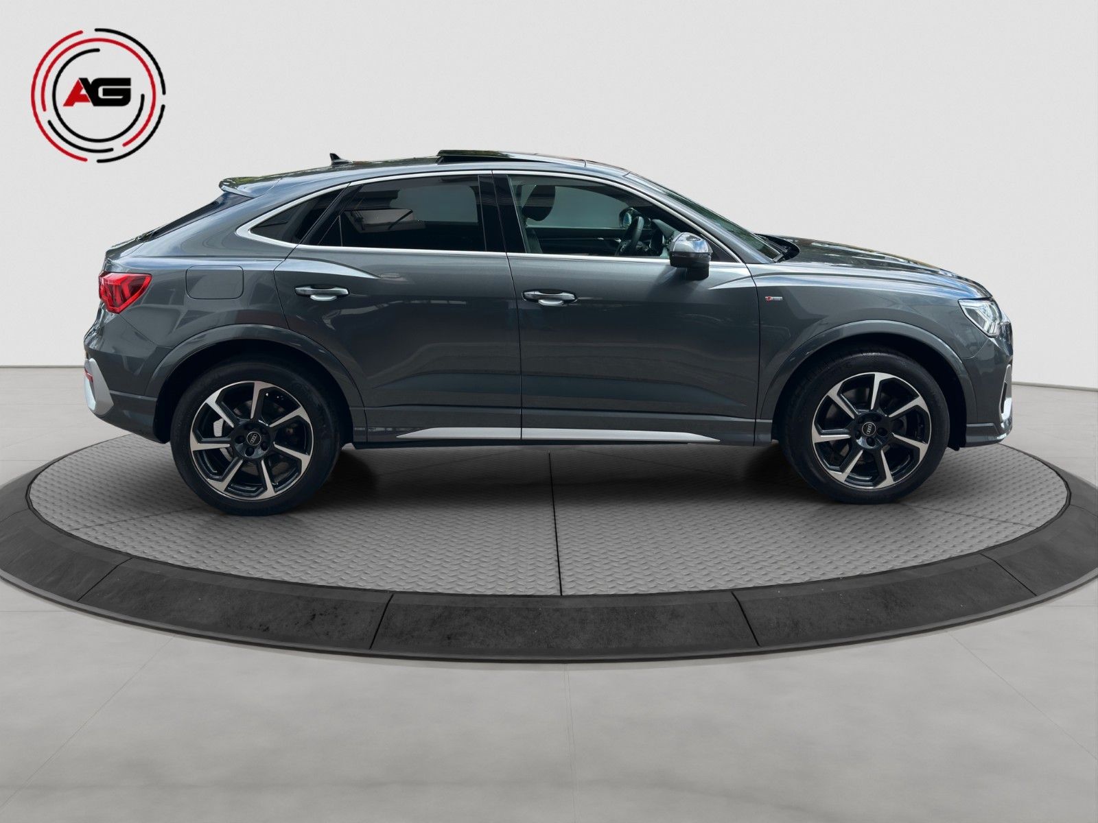 Audi Q3 SB 40TFSI QUATTRO S-LINE ACC PANO SONOS AHK foto 4