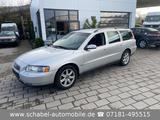 Volvo V70 Kombi 2.4 Kinetic Klima AHK TÜV 11-2026 - Volvo V70 Kinetic mit Benzin-Antrieb