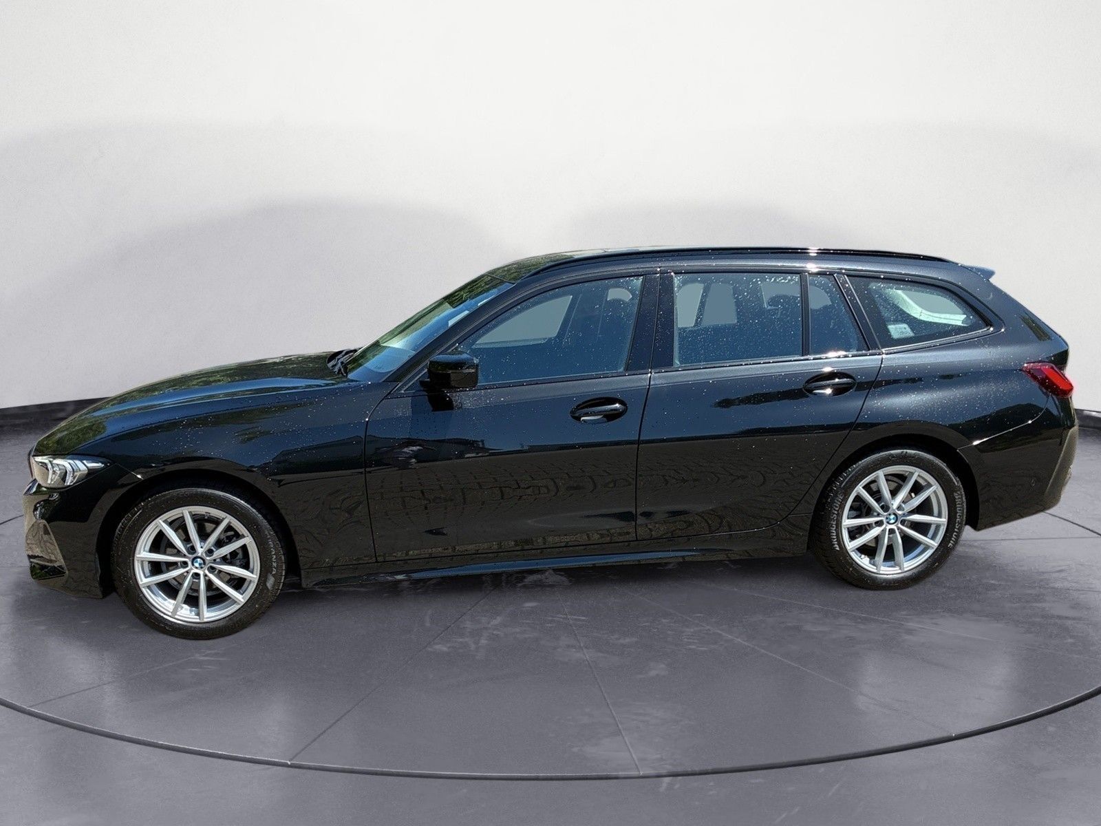 BMW 318i Touring Live Cockpit Plus Parking Assistant foto 2