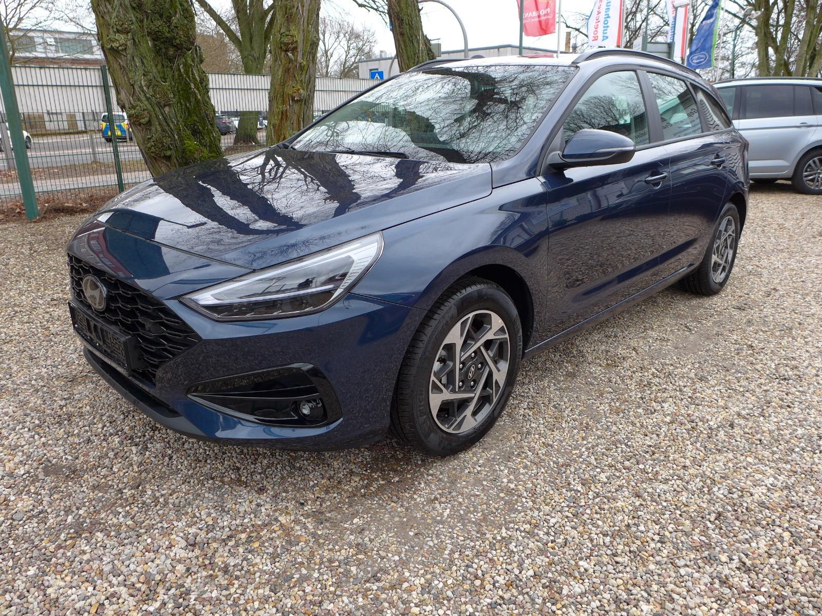 Hyundai i30 1.0 T-GDI Kombi Advantage Facelift LED