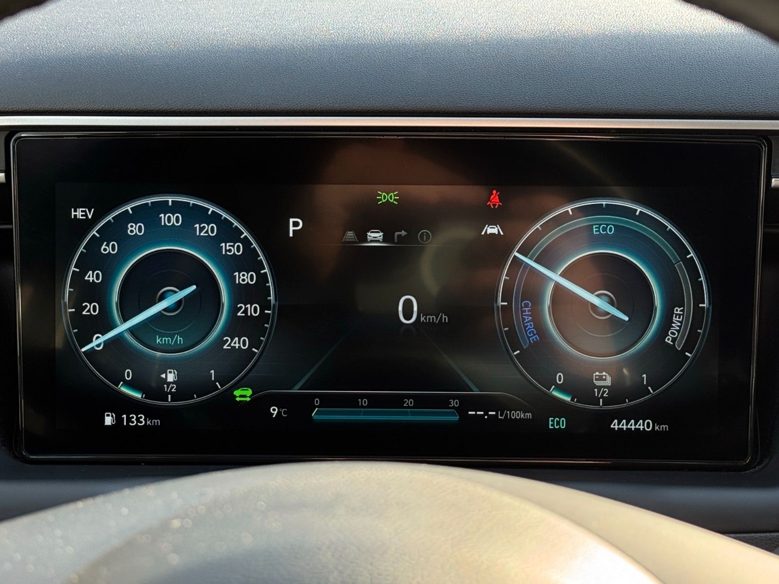 Fahrzeugabbildung Hyundai Tucson 1.6 T-GDI PHEV 4WD Temp. CarPlay CAM SHZ