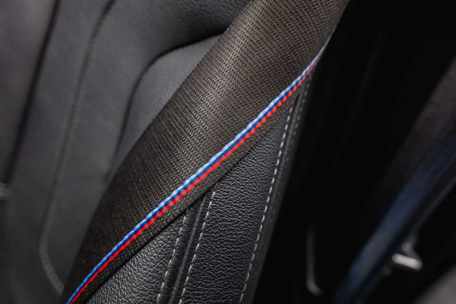 Fahrzeugabbildung BMW Z4 Roadster sDrive 30i M Sport *LED*Memory*H&K*