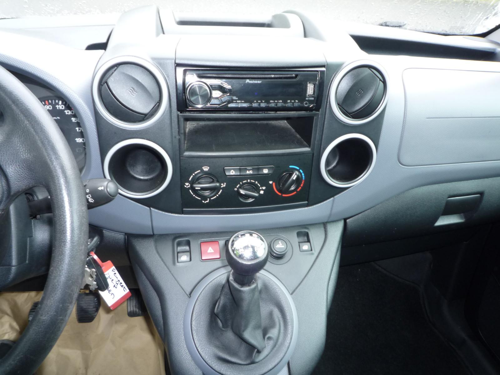 Peugeot Partner L1 Komfort/Klima/Regal/142.000km