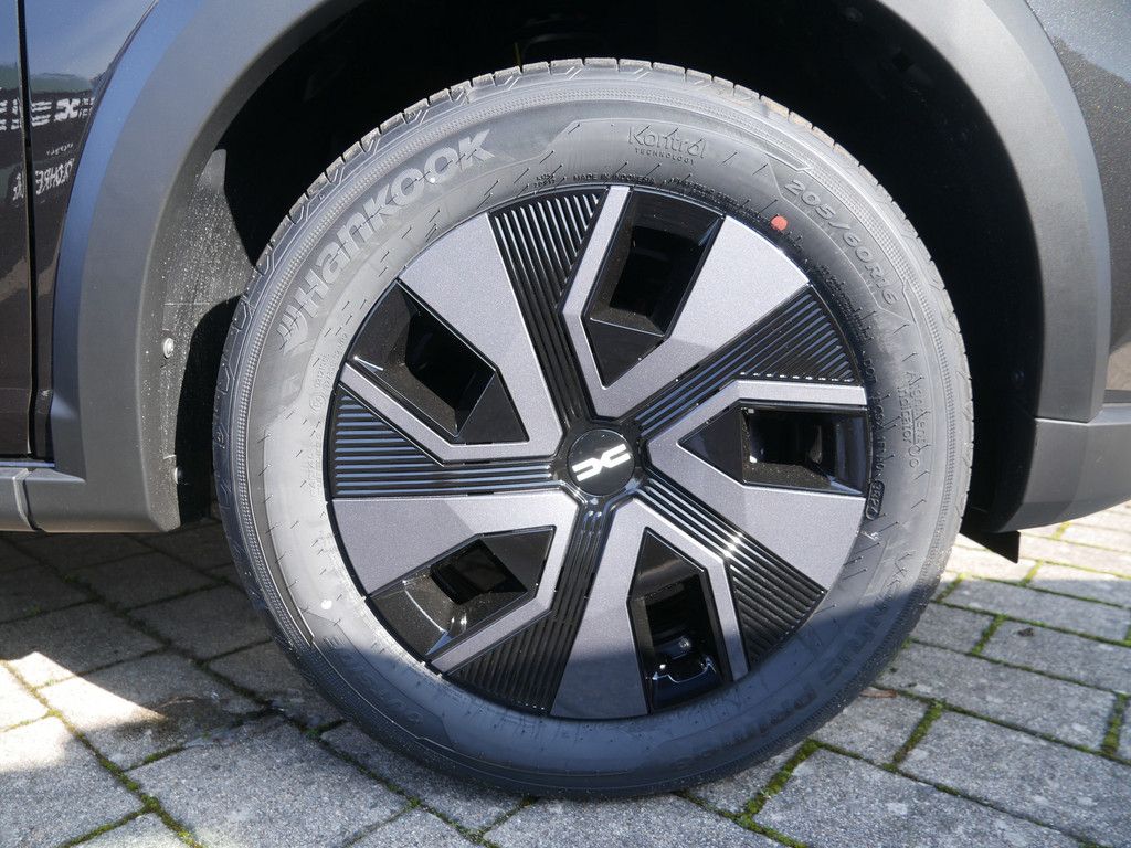 Fahrzeugabbildung Dacia Sandero Stepway Expression TCe 90