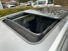 Foto Nummer 18: PEUGEOT 5008