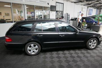 Mercedes E 280 - 5