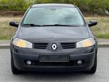 Renault Megane 1.4 16V Dynamique 98PS Klimaautomatik - Renault Megane: 1.9