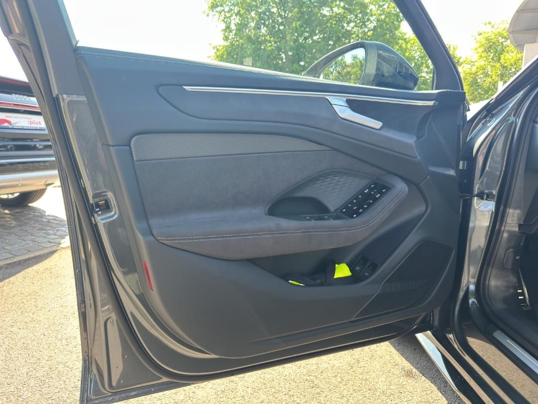 Fahrzeugabbildung Audi A6 Limousine e-hybrid