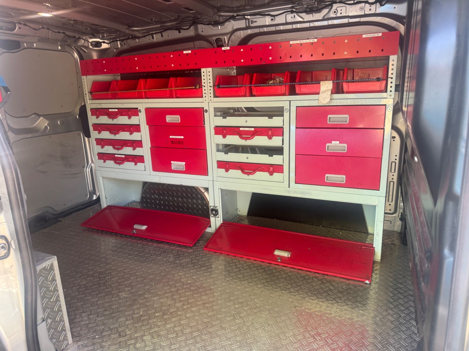Fahrzeugabbildung Ford Transit Custom L2 LED+AHK+Kamera+Klimatronic
