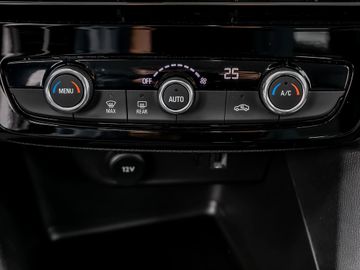 Opel Mokka e Elegance Fahrerassistenz-Paket Kamera