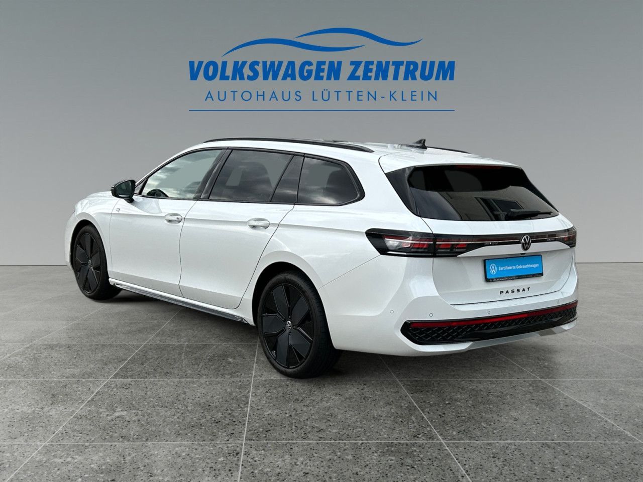 Volkswagen Passat Variant 2.0 TDI DSG R-Line DCC HUD NAVI foto 4