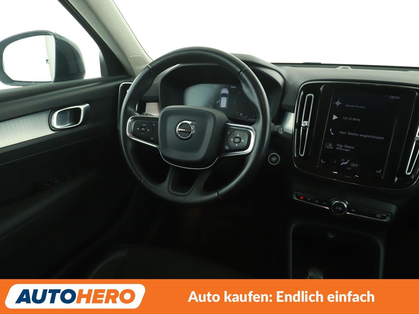 Volvo XC40 2.0 D4 Momentum AWD