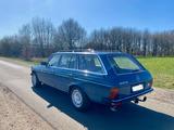 Mercedes-Benz 300 TD W123 - Mercedes-Benz 300 mit Diesel-Antrieb: Kombi, 300td