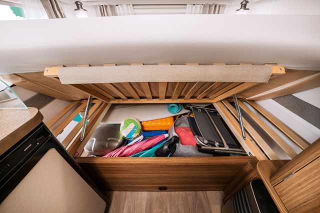 HYMER ERIBA HYMERCAR Touring 430 Urban Markise Dusche Komfort-Paket