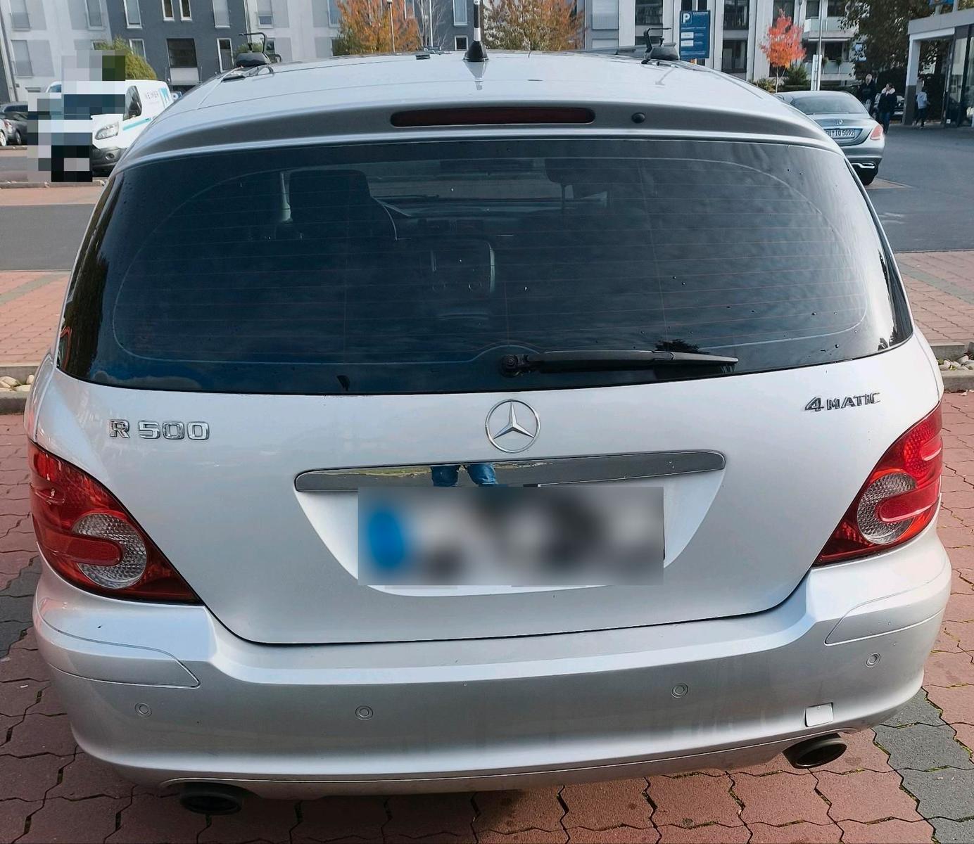 Mercedes-Benz R500 2007 — interior