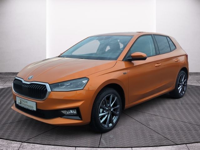 Fahrzeugabbildung SKODA Fabia 1.0 TSI DSG Tour WINTER PLUS LENKRADHZG