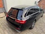 Mercedes-Benz E 200 T Autom. - - gebrauchte Mercedes-Benz E 200 aus dem Jahr 2022
